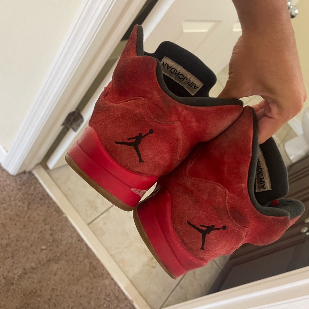 Red jordan 5s